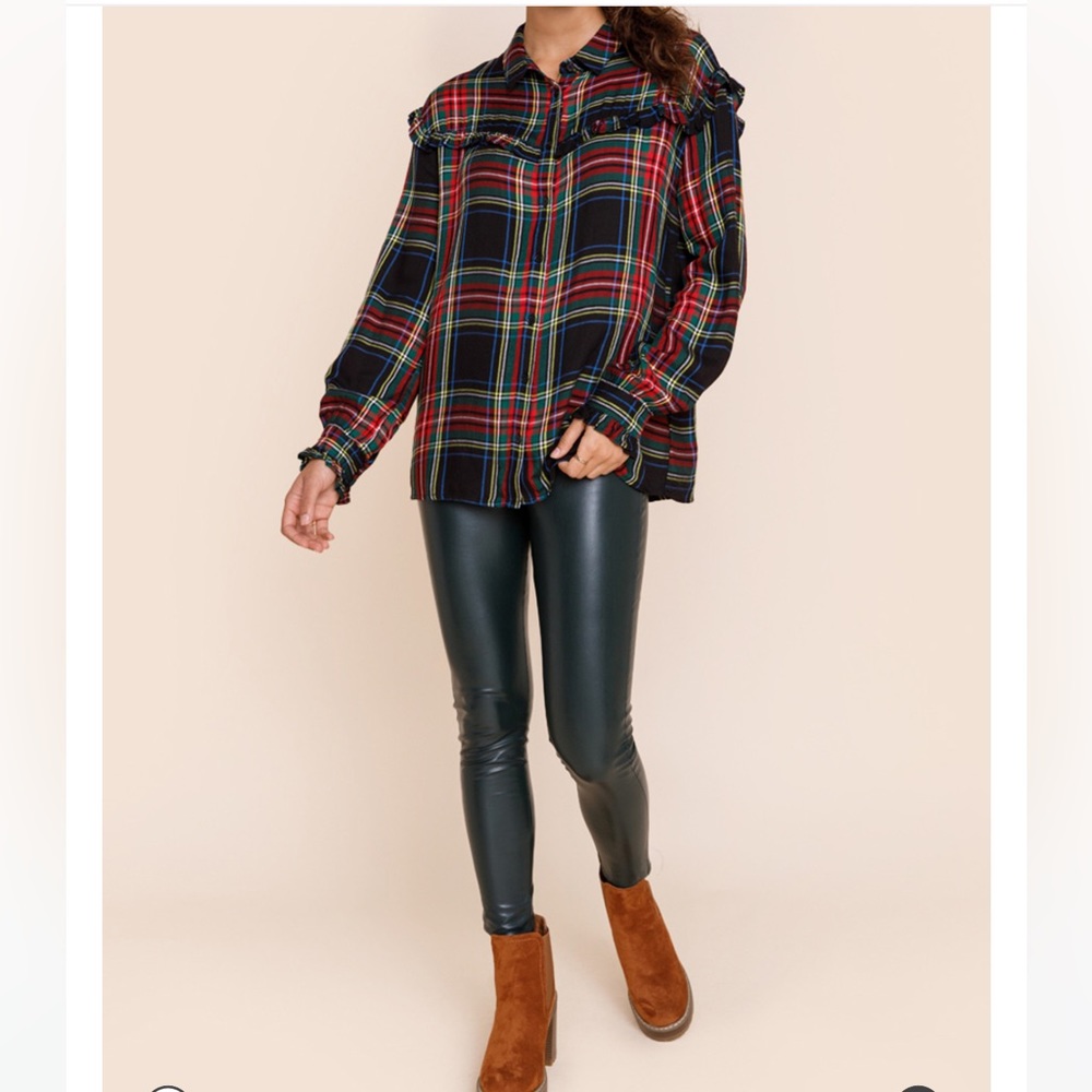 New Francesca’s Collections Raleigh Plaid Ruttled Button Down Top - Picture 3 of 4